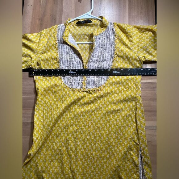 Yellow ajrak kurthi - Picture 3 of 5